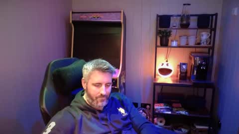 Snapshot of anonymousblokeuk chatting on 01/30/25, 08:31 anonymousblokeuk online show from 01/30/25, 08:31