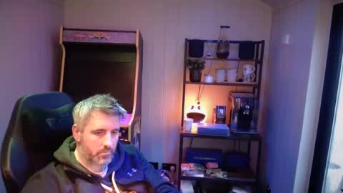 Snapshot of anonymousblokeuk chatting on 02/11/25, 03:08 anonymousblokeuk online show from 02/11/25, 03:08