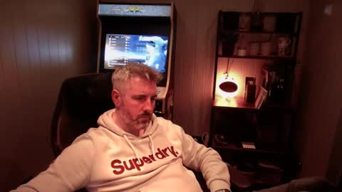 Snapshot of anonymousblokeuk chatting on 03/04/25, 08:49 anonymousblokeuk online show from 03/04/25, 08:49