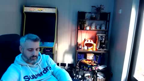 Snapshot of anonymousblokeuk chatting on 09/23/25, 08:39 anonymousblokeuk online show from 09/23/25, 08:39