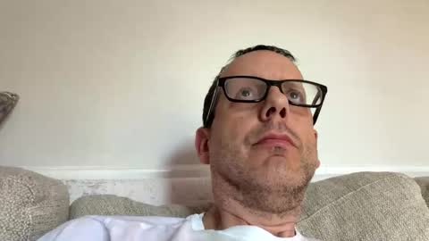 anonymousfrederick76 online show from 05/17/26, 07:43
