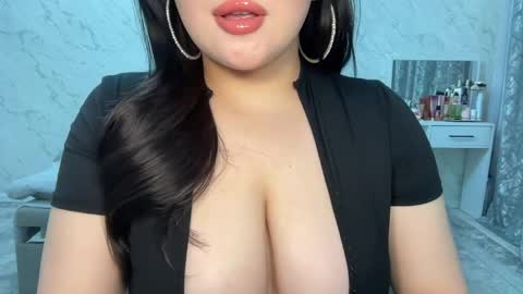 Any online show from 03/29/26, 05:24