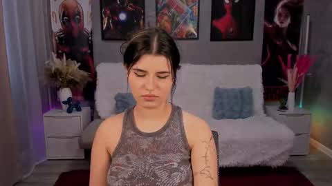 Snapshot of anoradark chatting on 09/19/25, 12:50 Anora online show from 09/19/25, 12:50