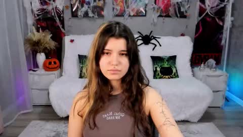 Snapshot of anoradark chatting on 11/06/25, 12:28 Anora online show from 11/06/25, 12:28