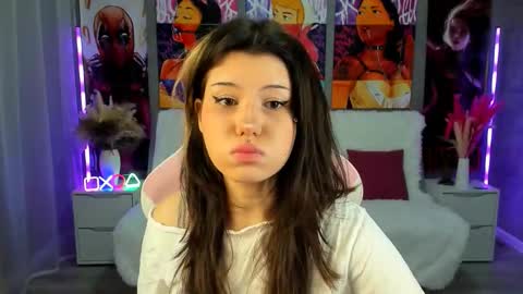 Snapshot of anoradark chatting on 11/24/25, 01:00 Anora online show from 11/24/25, 01:00