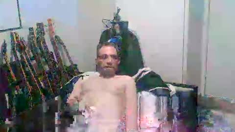 Snapshot of anssyboy696 chatting on 10/03/25, 02:25 anssyboy696 online show from 10/03/25, 02:25