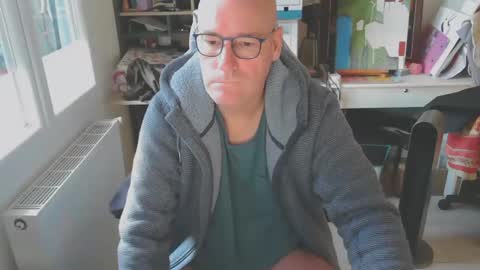 Snapshot of antares590 chatting on 01/13/25, 02:53 antares590 online show from 01/13/25, 02:53