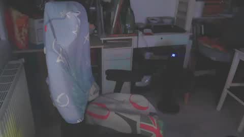 Snapshot of antares590 chatting on 03/04/25, 10:05 antares590 online show from 03/04/25, 10:05