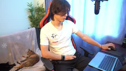 Snapshot of anthobuitrago chatting on 01/10/25, 03:27 Anthony Buitrago Independent model online show from 01/10/25, 03:27