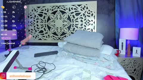 anthonelaDuque online show from 01/22/25, 02:46