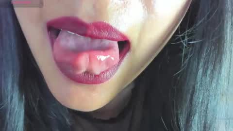 Snapshot of anthonellacandy chatting on 10/10/25, 07:24 Antonella online show from 10/10/25, 07:24