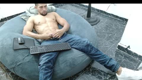 Snapshot of anthonyrico69 chatting on 12/10/24, 12:06 Anthony rico69 online show from 12/10/24, 12:06