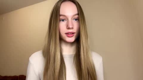 Snapshot of antionettepulgarin chatting on 02/09/26, 03:27 Viktoria online show from 02/09/26, 03:27