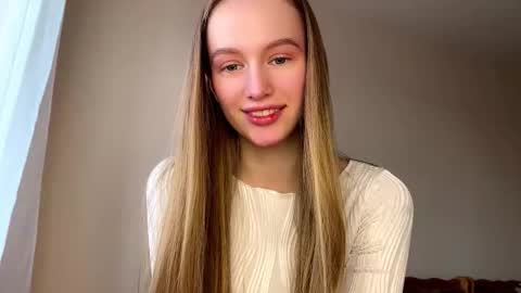 Snapshot of antionettepulgarin chatting on 02/21/26, 02:07 Viktoria online show from 02/21/26, 02:07