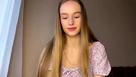 Snapshot of antionettepulgarin chatting on 02/23/26, 02:58 Viktoria online show from 02/23/26, 02:58