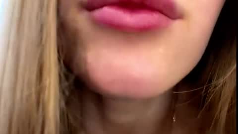 Viktoria online show from 04/05/26, 03:09