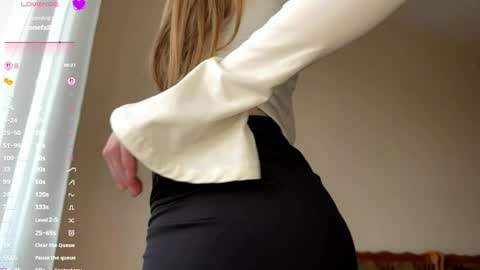Viktoria online show from 05/17/26, 03:19