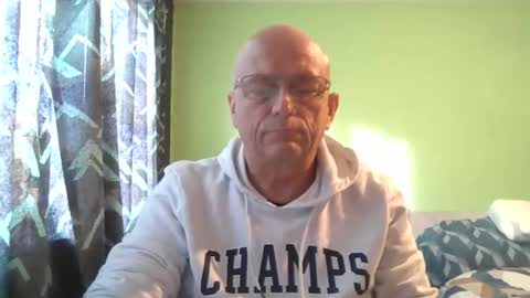 Snapshot of antmatt2025 chatting on 11/24/25, 09:31 antmatt2025 online show from 11/24/25, 09:31