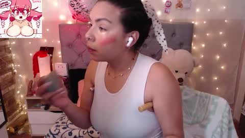 Snapshot of antolyh_c chatting on 09/11/25, 11:43 antolyh_c online show from 09/11/25, 11:43