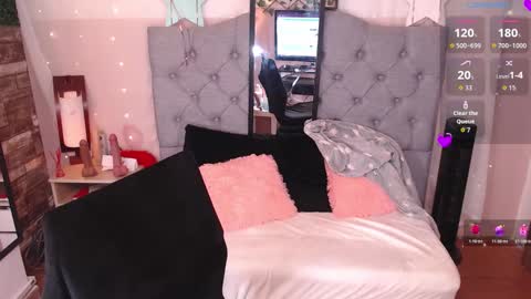 Snapshot of antolyh_c chatting on 12/01/25, 12:32 antolyh_c online show from 12/01/25, 12:32