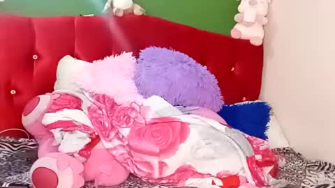 Snapshot of antonela_bigboobs1 chatting on 10/02/25, 05:25 Antonela PINKI online show from 10/02/25, 05:25