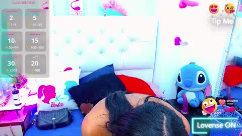 antonela_xx3 online show from 03/11/25, 01:37