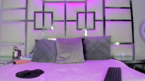 AntonelaBlaze online show from 05/27/26, 03:14