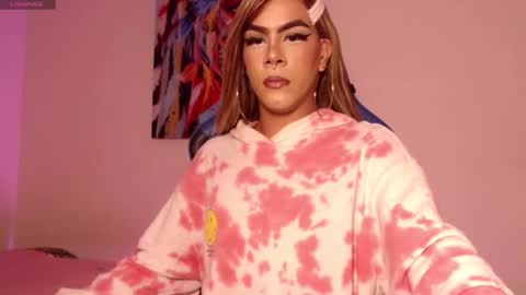 Antonella online show from 11/24/25, 10:15