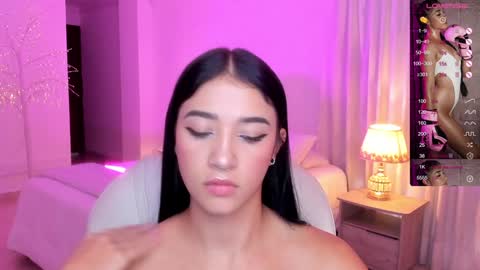 Snapshot of antonella_grayy chatting on 01/03/25, 05:10 Antonella Grayy online show from 01/03/25, 05:10