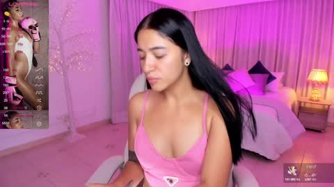 Snapshot of antonella_grayy chatting on 01/21/25, 11:03 Antonella Grayy online show from 01/21/25, 11:03