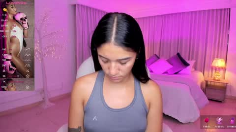 Snapshot of antonella_grayy chatting on 01/22/25, 11:01 Antonella Grayy online show from 01/22/25, 11:01