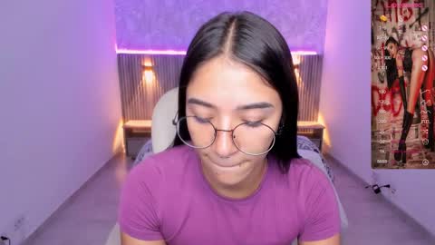 Snapshot of antonella_grayy chatting on 02/27/25, 02:00 Antonella Grayy online show from 02/27/25, 02:00