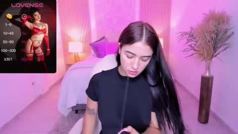 Snapshot of antonella_grayy chatting on 09/25/25, 11:03 Antonella Grayy online show from 09/25/25, 11:03