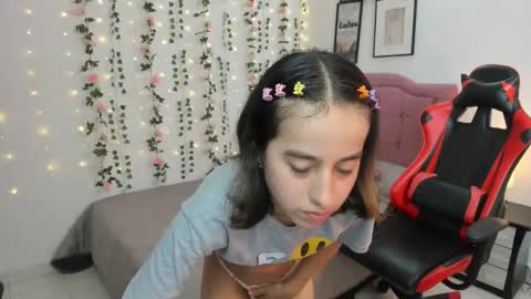  Antonella  online show from 12/10/24, 06:06