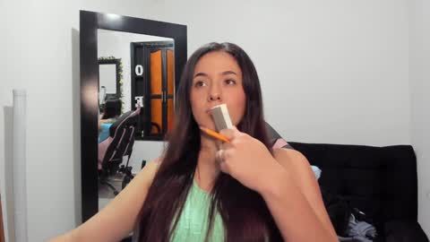 Snapshot of antonella_naughty1 chatting on 02/04/25, 06:17 antonella online show from 02/04/25, 06:17