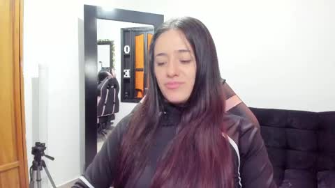 Snapshot of antonella_naughty1 chatting on 03/05/25, 05:39 antonella online show from 03/05/25, 05:39