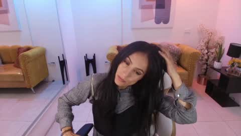 Antonella.  online show from 05/11/26, 12:55