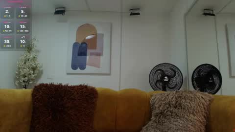 Antonella.  online show from 05/25/26, 12:33