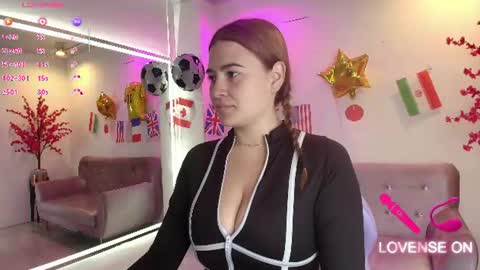 Snapshot of antonella_wiild chatting on 07/02/26, 03:34 Antonella online show from 07/02/26, 03:34