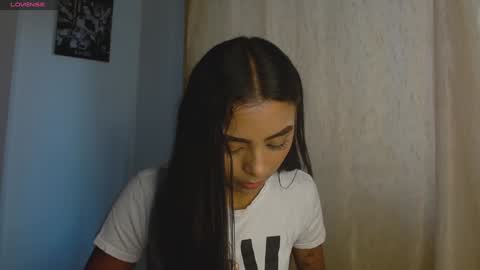 AntonellaAndNoah online show from 12/04/24, 09:46