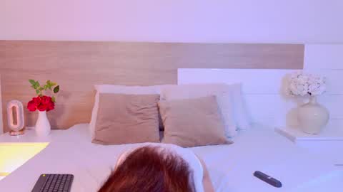 Snapshot of antonellabons chatting on 06/25/26, 04:01 Antonella online show from 06/25/26, 04:01