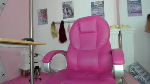 ANTONELLA online show from 02/04/25, 11:05