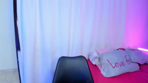 Sarah online show from 03/08/26, 04:33