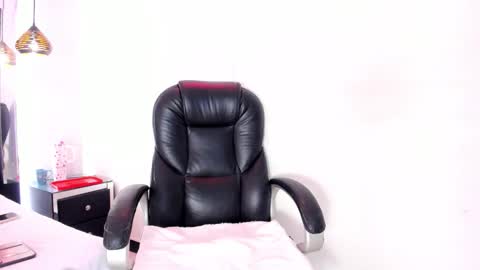 ANTONELLE  online show from 02/05/26, 11:09