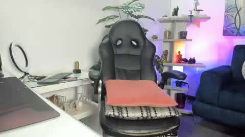 Snapshot of antonellariu chatting on 05/23/26, 08:35 Antonella online show from 05/23/26, 08:35