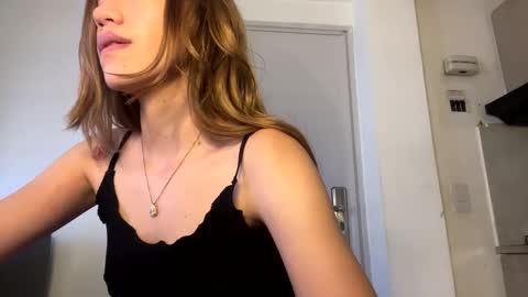 Antonella  online show from 01/22/25, 04:55