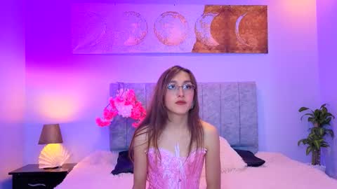 Snapshot of antonellastar24_ chatting on 09/16/25, 07:59 Antonella online show from 09/16/25, 07:59