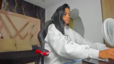 AntonellaTawer online show from 09/21/25, 02:35