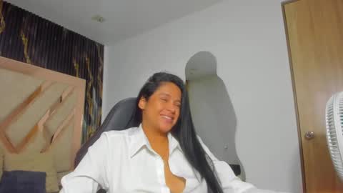 AntonellaTawer online show from 09/22/25, 02:57
