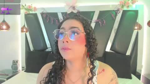 Snapshot of antonellepiercee chatting on 07/15/26, 11:26 A N T O N E L L E online show from 07/15/26, 11:26